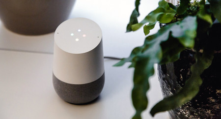 Google pausa las transcripciones de audio de Google Home y Assistant por tres meses en Europa