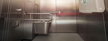 ¿Ya se puede utilizar? Lo que debes saber sobre el funcionamiento del primer baño inteligente público que fue instalado en Bogotá y que literalmente se limpia solo 