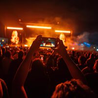 La infraestructura a prueba de conciertos del Vive Claro sostuvo miles de conexiones simultáneas y movió más de 30 terabytes de datos ¿Cómo este escenario evita que pierdas la señal de tu celular?   