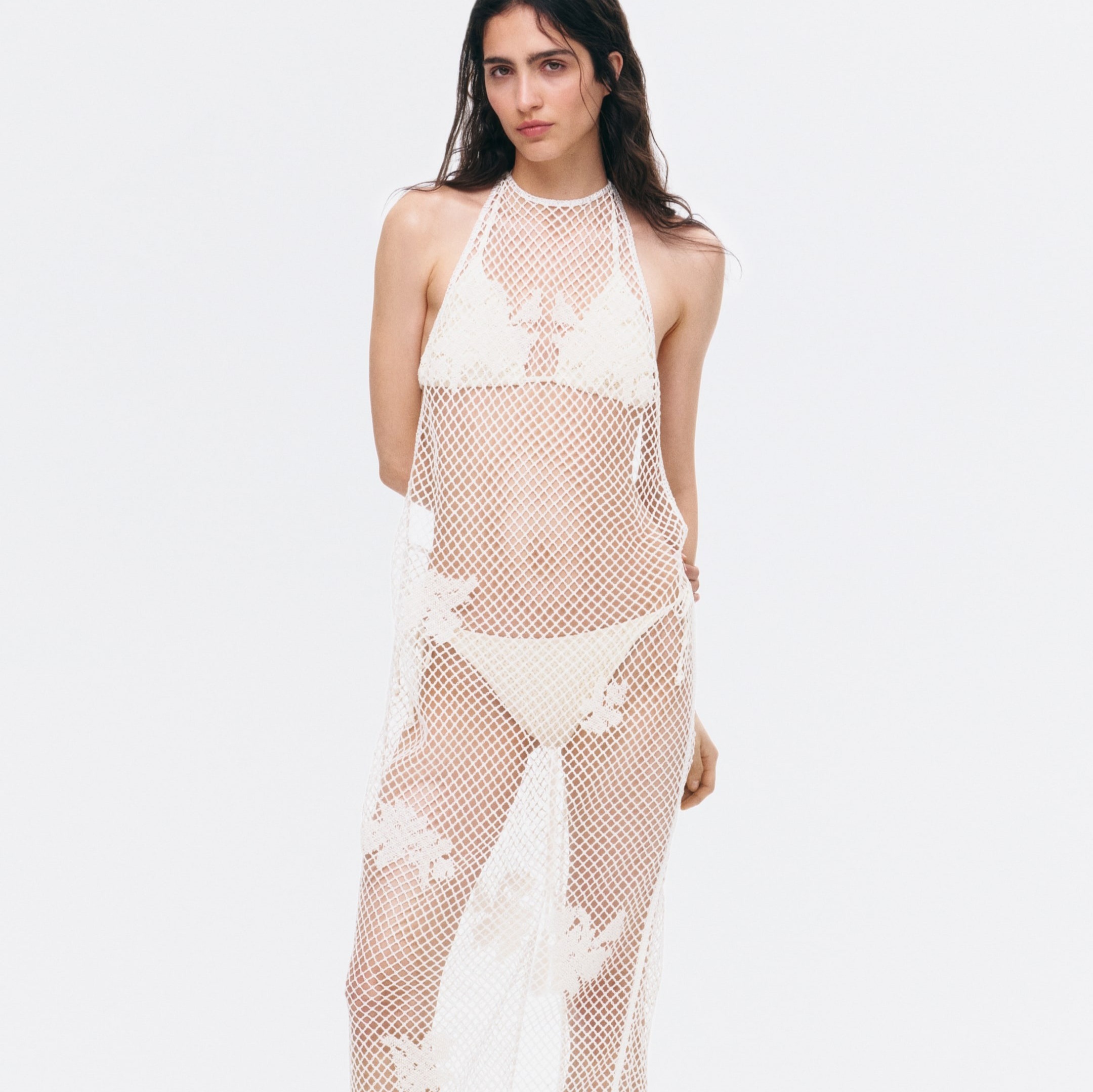 Vestido halter efecto crochet con cuentas

