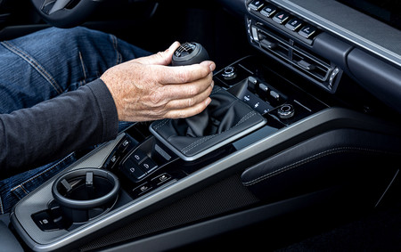 Porsche 911 Carrera S y Carrera 4s, cambio manual