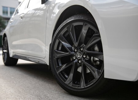 Toyota Corolla Sedan 2023 1600 11