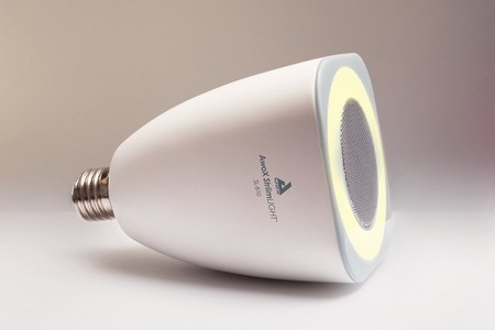 AwoX StriimLight B-10, bombilla LED con altavoz incorporado