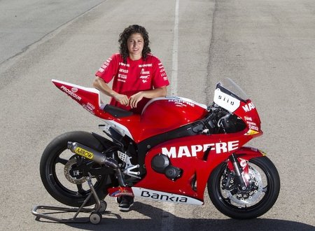 ElenaRosell-Moto2-vistaperfil