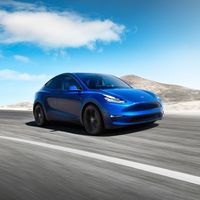 El Tesla Model Y contra sus rivales: estos son los cinco coches eléctricos que se lo pondrán difícil