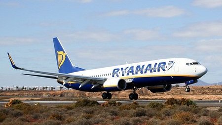 Ryanair reduce su tarifa de seguro de viaje por cancelación de vuelo