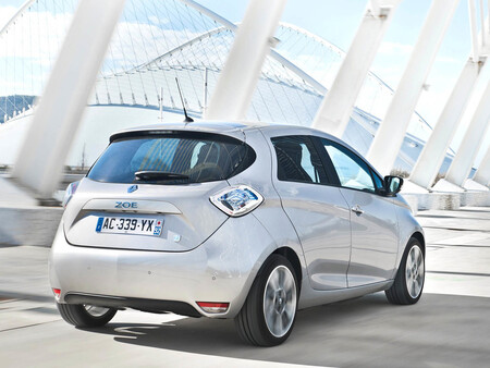 Los coches eléctricos de ocasión despuntan en el primer trimestre, triplicando las ventas respecto a 2019