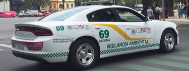Las patrullas ambientales de CDMX emiten más gases invernadero que el 96.1% de los autos vendidos en México el año pasado