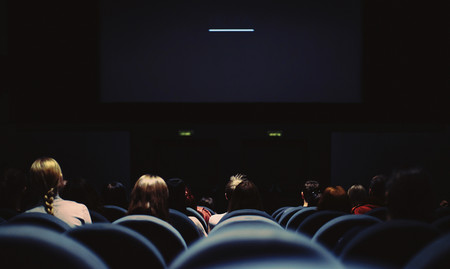 Apple quiere estrenar sus películas en el cine antes de que lleguen a Apple TV+, según WSJ