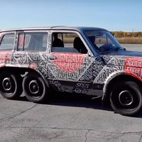 La fiebre 6x6 se extiende a Rusia con este Lada Niva y su doble eje trasero de dudosa efectividad 