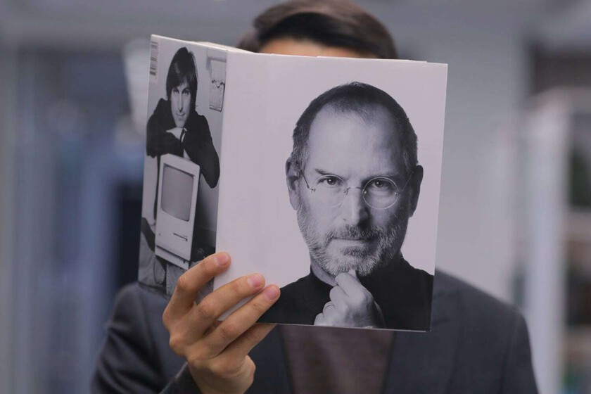 Los 11 libros que enseñaron a Steve Jobs a liderar y convertir a Apple en la empresa que es hoy