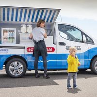 Nissan adapta su van e-NV200 100% eléctrica, como un ¡camión de helados!