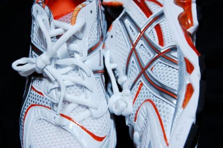 Medio número más en la talla de nuestras zapatillas de correr