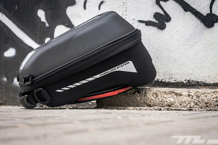 Prueba Givi St602 Tanklock 8