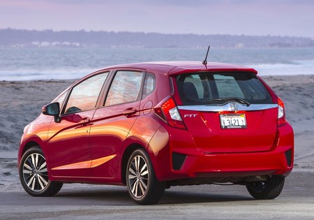 Honda Fit 2015 1024 28