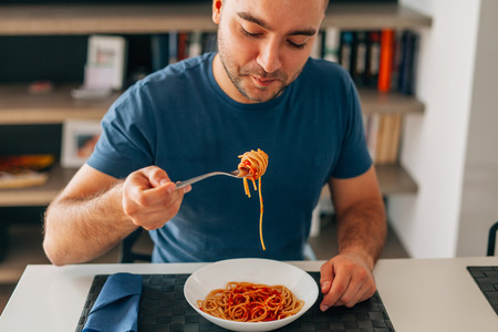 Las pastas pueden tener cabida en tu dieta y estas son las mejores formas de cocinarla