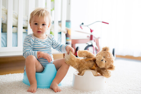 Diarrea en bebés y niños: por qué se produce, qué dieta seguir y signos de alarma