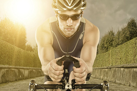Día Mundial de la Bicicleta: sus beneficios y consejos sobre la bici de spinning y de montaña