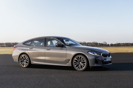 El BMW Serie 6 Gran Turismo rejuvenece con una nueva mirada y motores microhíbridos de hasta 340 CV