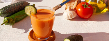 El gazpacho ¿en vaso o en plato? El debate que enfrenta, incluso, a los andaluces