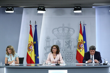 Los datos del paro de junio permite ser optimistas, pero sin olvidar a medio millón en ERTE