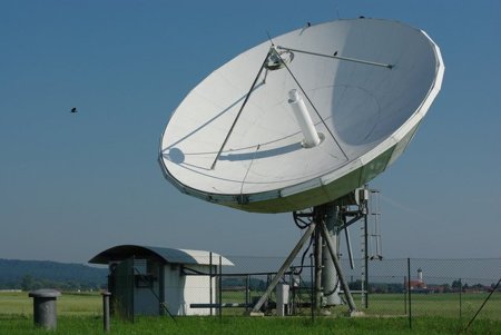 Hackerspace Global Grid, Internet no censurable vía satélite