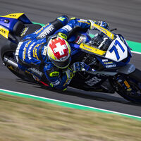 ¡Bestial! Dominique Aegerter consigue otra victoria en Magny-Cours y Manu González se queda a las puertas del podio