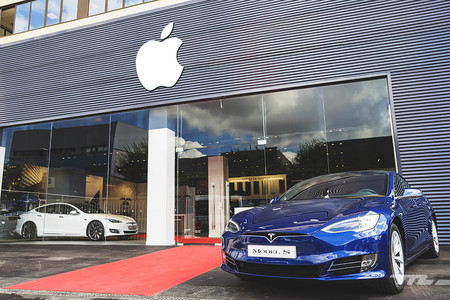 Apple intentó comprar Tesla en 2013 y podría volver a intentarlo de nuevo, según un analista de inversión