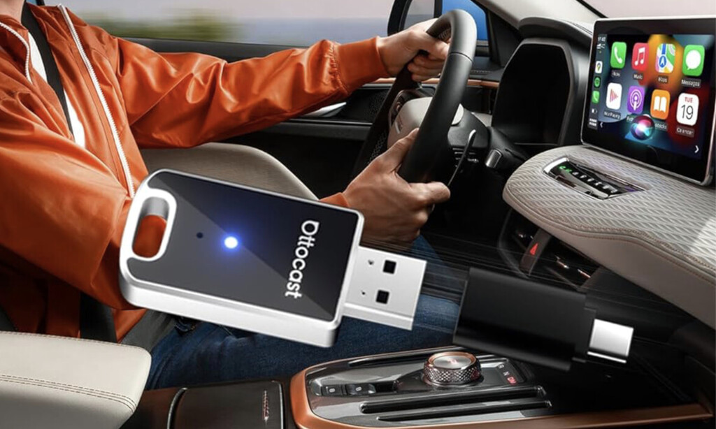 Android Auto o CarPlay sin líos de cables en el coche con este adaptador inalámbrico superventas por menos de 60 euros