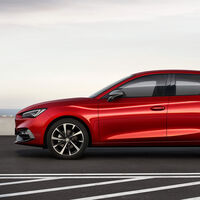 Práctico hatchback con motor turbo y diseño deportivo en México. Tiene 5 años de garantía y cubre robo de autopartes 