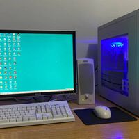 Un jugador encuentra un PC Gaming del año 2000 en su armario y puede instalar casi 700 juegos solo con una pequeña modificación 