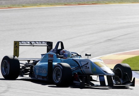 Dani Juncadella deja en Cheste el título de la Fórmula 3 Euroseries visto para sentencia