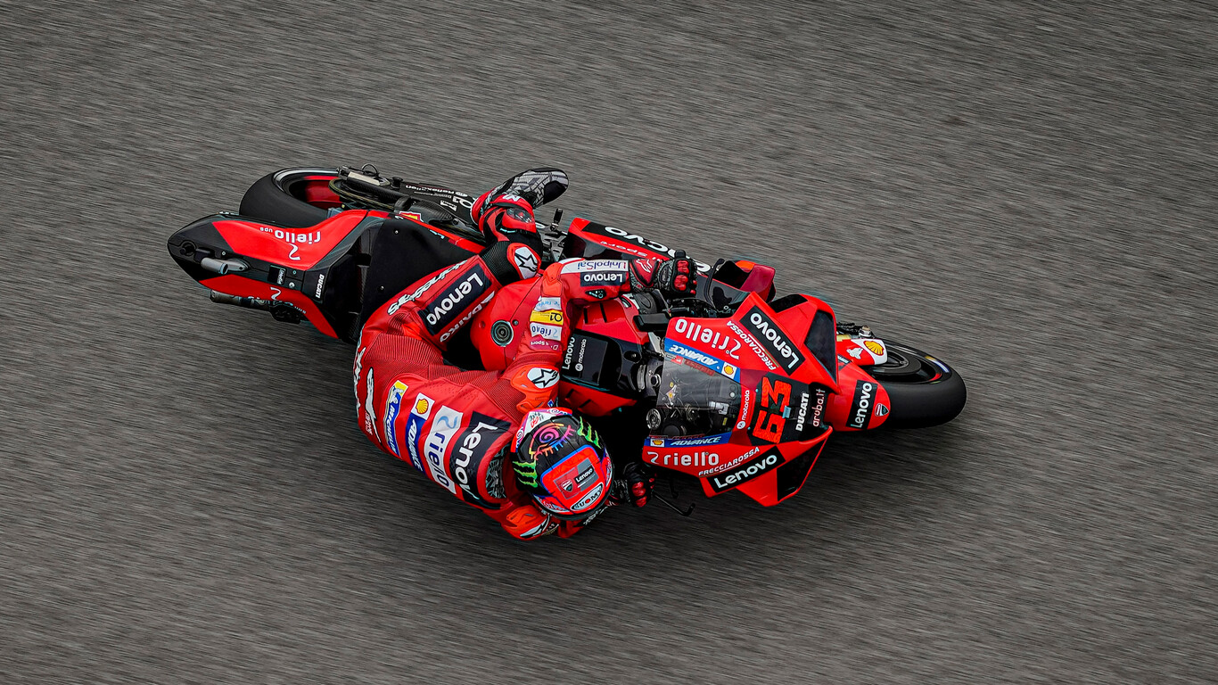 Pecco Bagnaia no se rinde: logra una pole position astronómica en Austin y Marc Márquez se cuela en primera fila