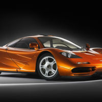 McLaren F1 vs P1, EVO se atrevió a hacerlo