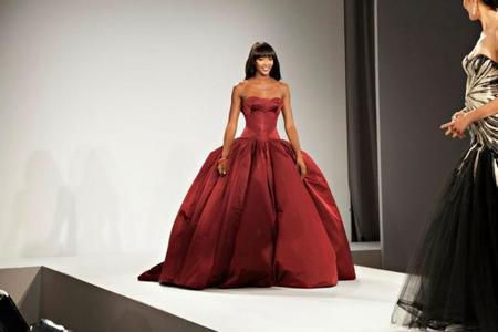 Naomi Campbell o la fiera domada: se acabó eso de ir montando pollos por ahí