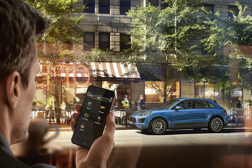 Quiero usar mi coche de 50.000 euros sin tener que estar todo el día pegado a una aplicación en el móvil