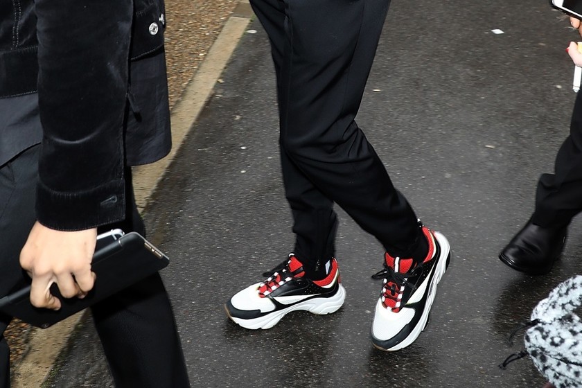 Las sneakers B22 de Dior, unas deportivas chunky ideales para combinar con  negro