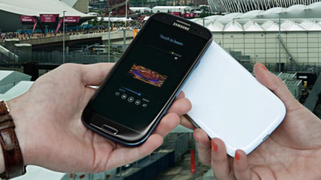 Samsung filtra imágenes de un futuro Samsung Galaxy SIII color negro