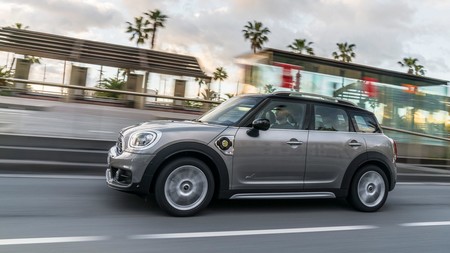 Mini Cooper S E Countryman All4 1