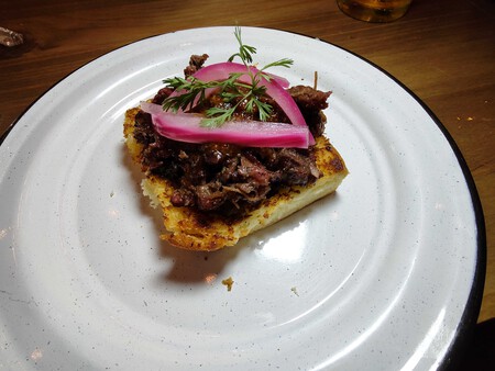 All Wood celebra 6 años en CDMX con auténtico BBQ texano, delicias a las brasas, música country y un menú creado por chefs invitados