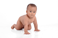 Si quieres que tu hijo gatee, no le enseñes a caminar