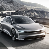 Lucid Motors sigue a lo suyo: la berlina eléctrica 'Air' alcanza 378 km/h en busca de inversores