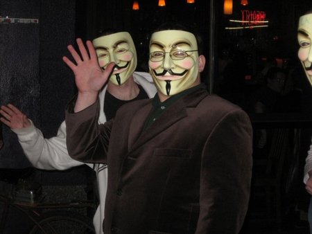 Sony señala a Anonymous como responsable del robo de los datos de sus clientes