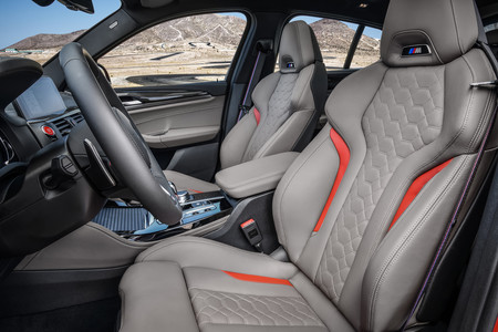 BMW X4 M Competition asientos