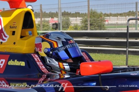 Galería de fotos de la segunda ronda de la GP3 en Cheste