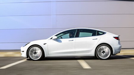 Tesla Model 3 antes da reestilização