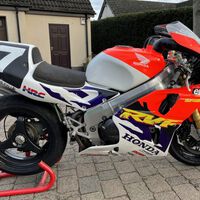 Mito a la venta: dos Honda RC45 han salido a subasta, y una de ellas incluso corrió el TT Isla de Man