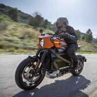 Como los vehículos eléctricos no gastan gasolina, el Gobierno británico quiere crear un impuesto por kilómetro
