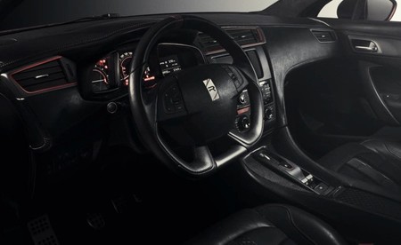 Citroën DS 5LS R interior
