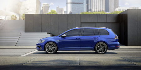 Volkswagen Golf R Variant